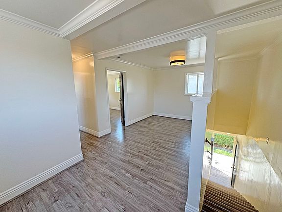 3rd image of 577 Walnut Ave APT A