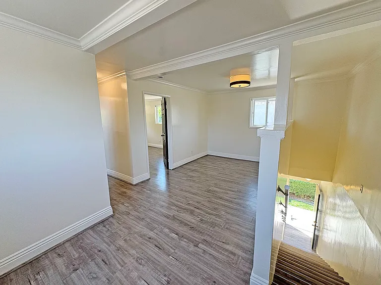 577 Walnut Ave #A — Photo 3