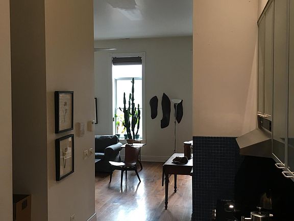 3rd image of 1036 N Orleans St APT 2