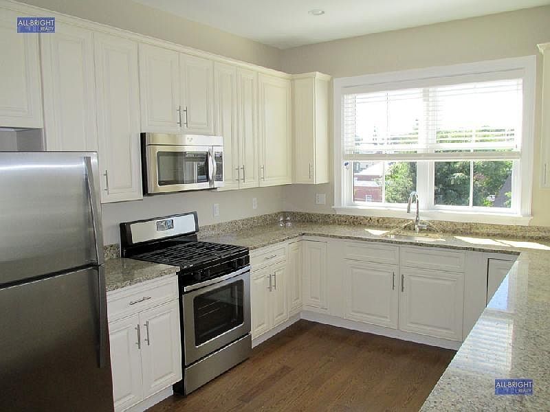 2nd image of 355 Market St #203A