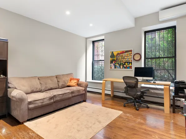 11 Sterling Place image 7 of 15