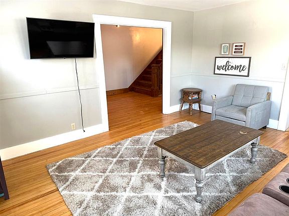 5th image of 36 Spring Street