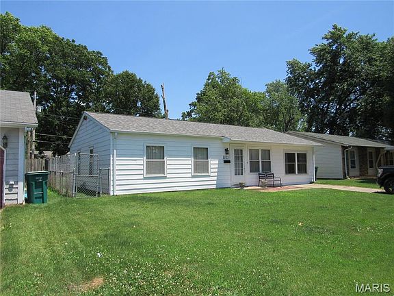 2nd image of 1123 Saint Benedict Dr