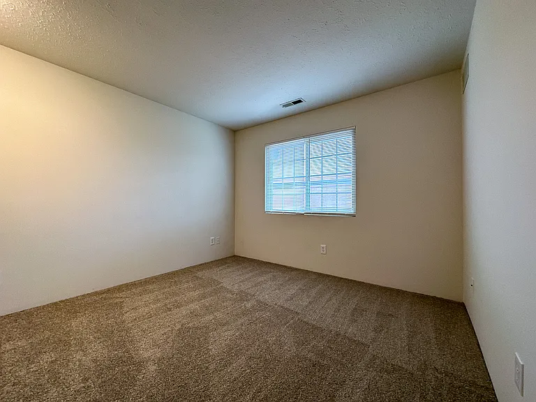 1814 Cooper Foster Park Rd — Photo 11