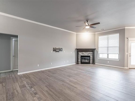 4th image of 1321 Sonoma Lakes Blvd