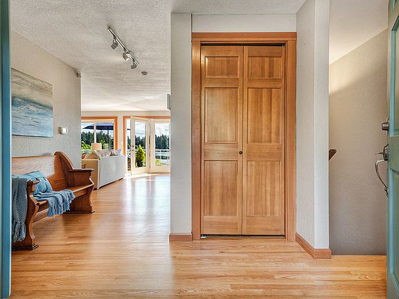 2nd image of 30838 W Lake Morton Dr SE