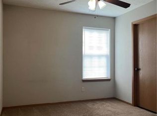 203 S Fort St APT 3, Nixa, MO 65714
