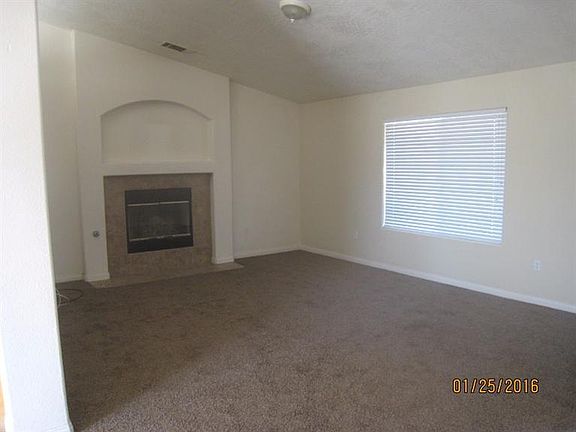 4th image of 17759 Catalpa St