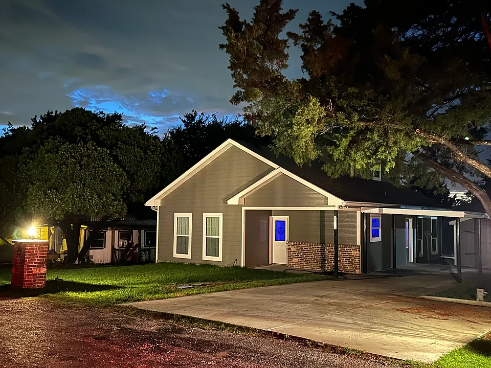 13887 County Road 548