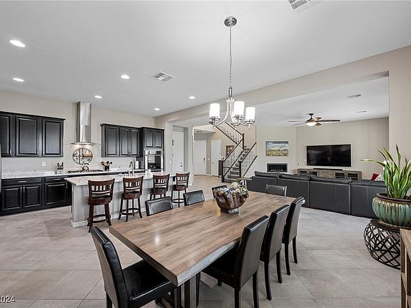 3rd image of 10437 Mount Mitchell Ct