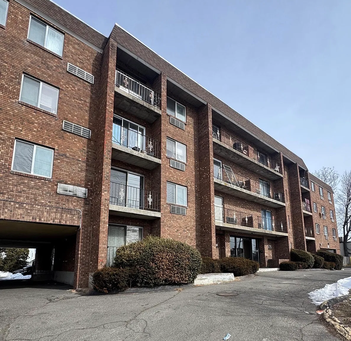 1 bed, 549 sqft, $1,750 — Photo 2