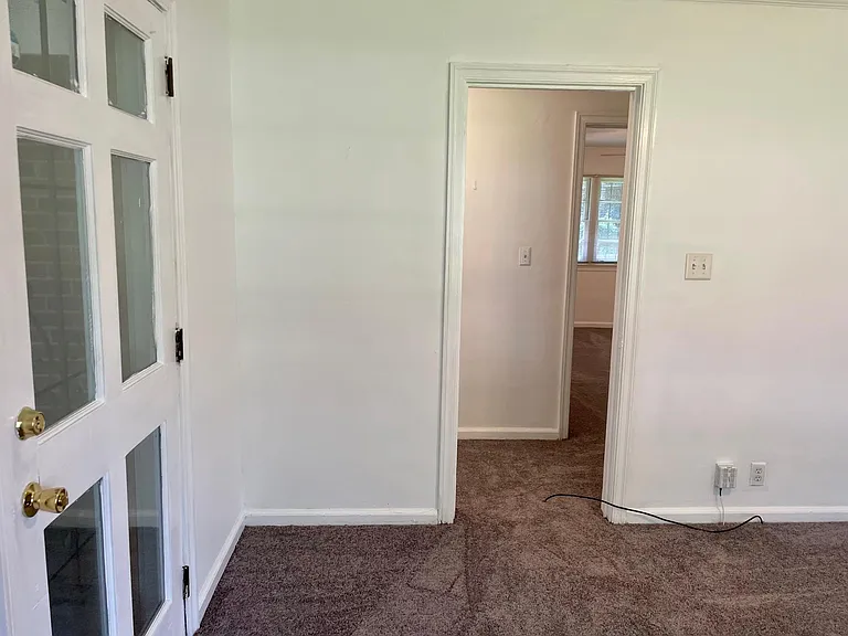 530 Blake Ave SE — Photo 8