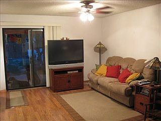 4th image of 306 Oakwood Dr
