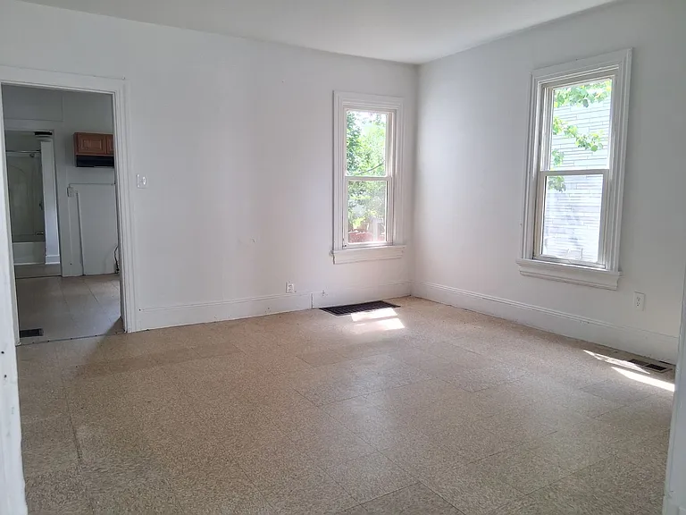 113 Church St — Photo 5