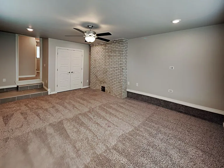 1409 E Covell Rd — Photo 15