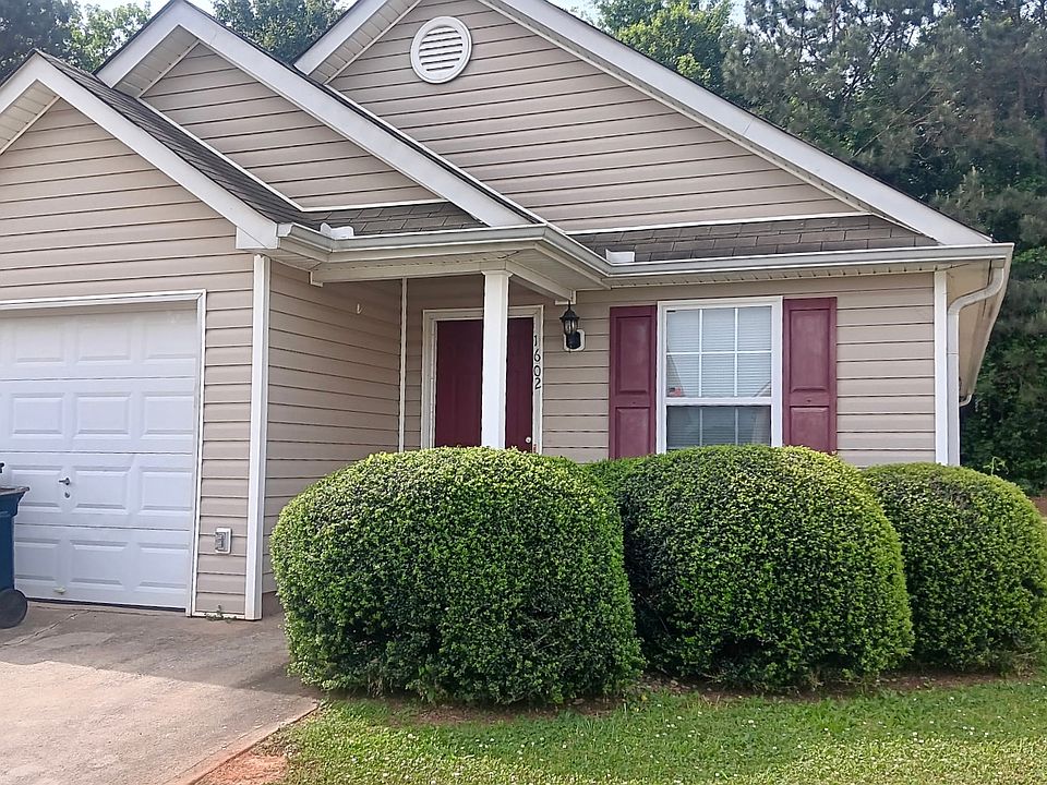 1st image of 1602 Hallmark Hills Dr