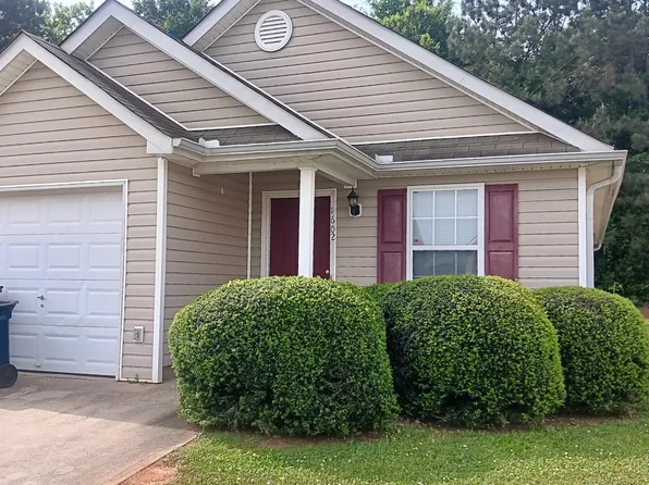 1602 Hallmark Hills Dr, Griffin, GA 30223