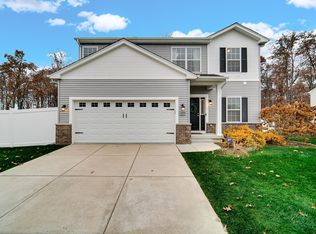 7375 E 120th Pl, Winfield, IN 46307