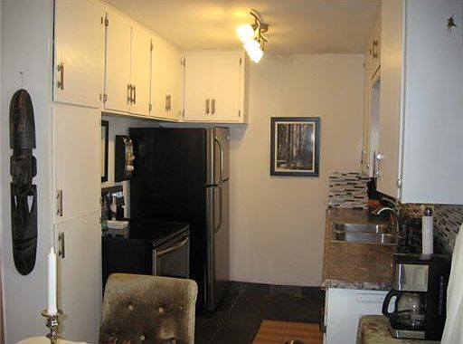 5th image of 1339 S West Ave