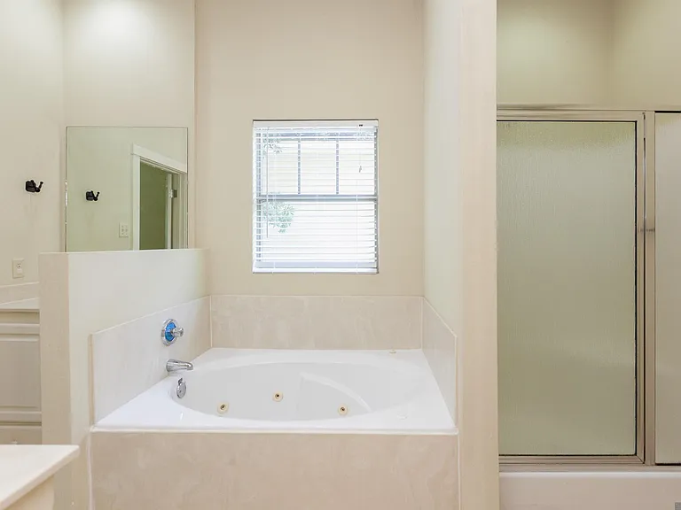9319 Boone Dr — Photo 14