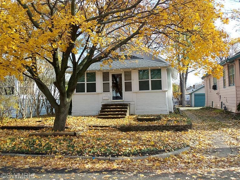 1st image of 68 Yale St