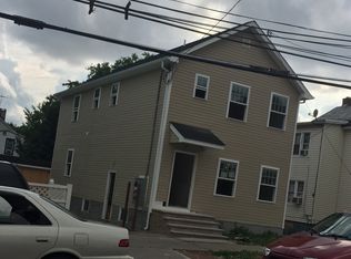 18 Louis St, New Brunswick, NJ 08901