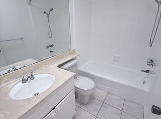 202 Bicknell Ave #209, Santa Monica, CA 90405