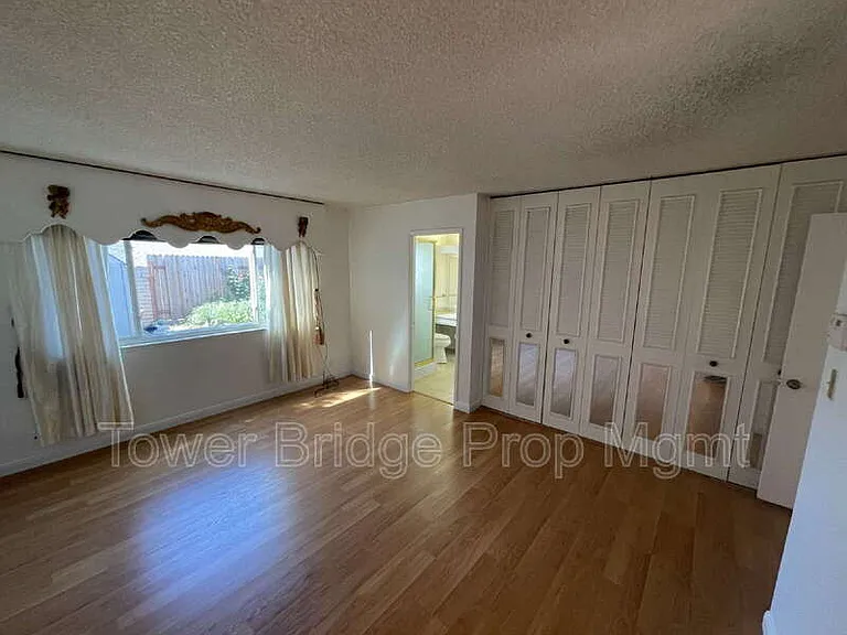 9400 Appalachian Dr — Photo 28