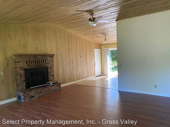 4th image of 13320 Devin Ln