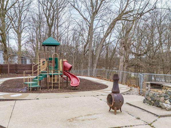 3115 Isabella St, Midland, MI 48640