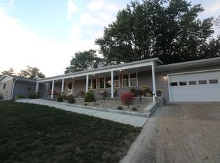 3371 Hilltop Ct, Clinton, IL 61727