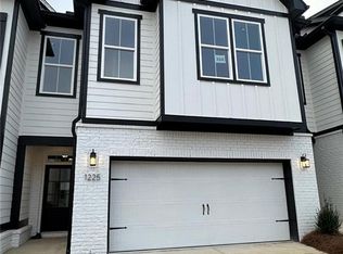1225 Waldon Xing, Cumming, GA 30041