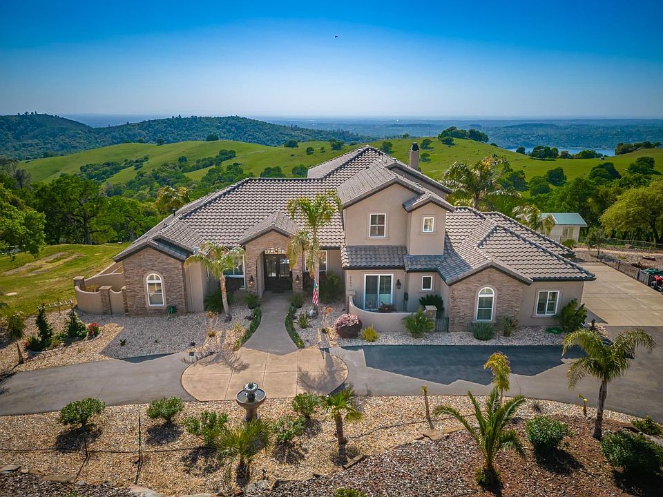 1st image of 5880 Bridle Trail Ln