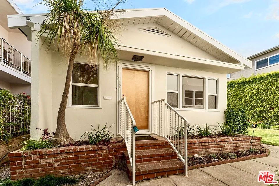 1st image of 1010 14th St #1010