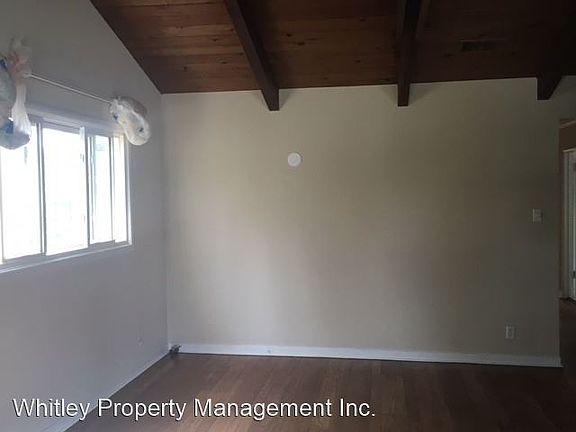 4th image of 419 Voelker Dr