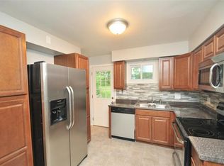 170 Farragut Rd, Cincinnati, OH 45218