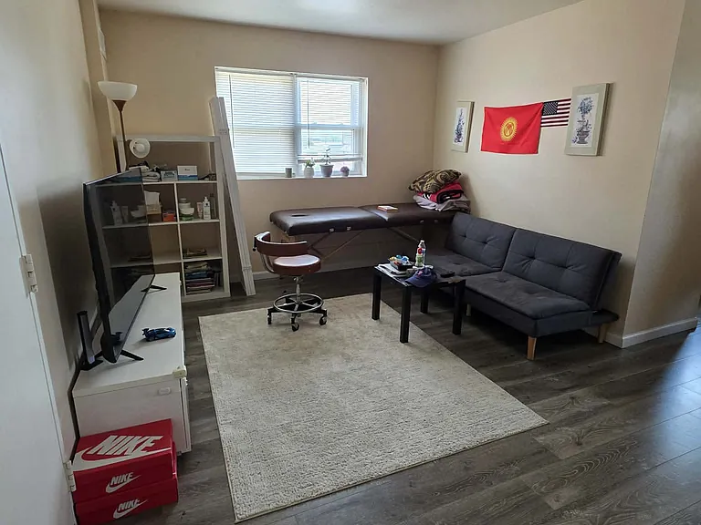 1816 Bergen St #2 — Photo 14