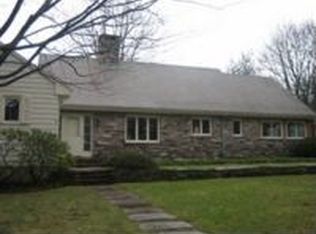 1 Kirkwood Rd, West Hartford, CT 06117