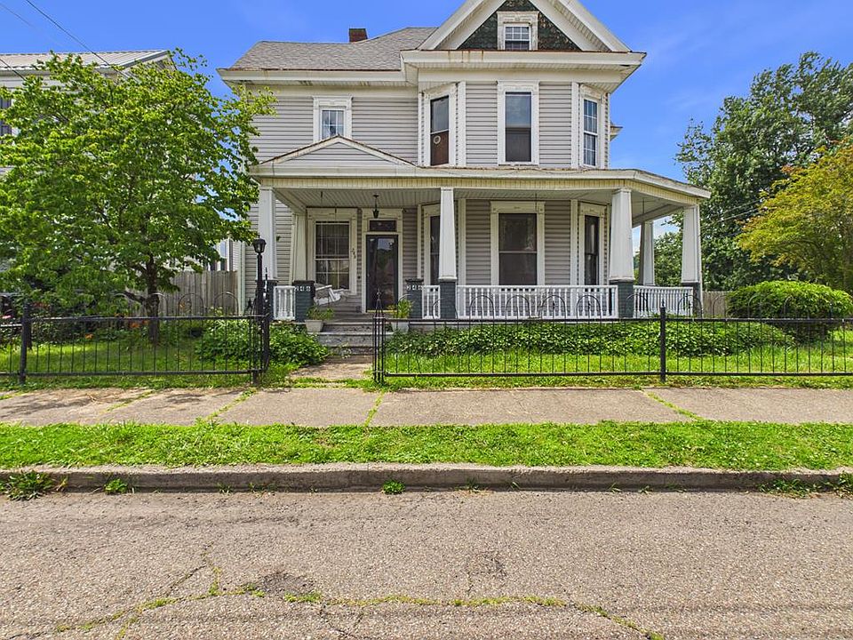 1st image of 246 Maple Avenue