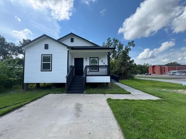 2495 Wilson St, Beaumont, TX 77703