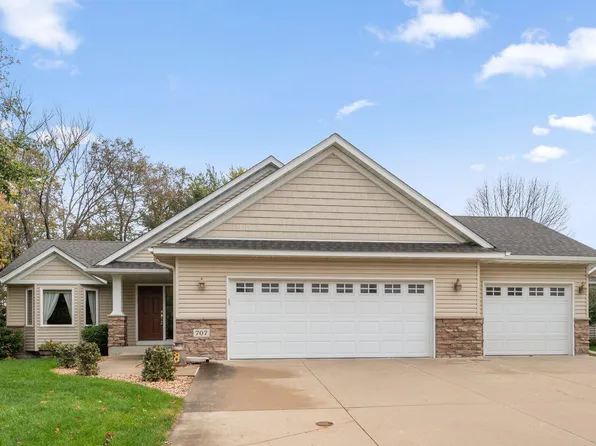 707 Chalupsky Ave SE, New Prague, MN 56071