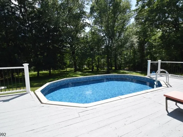 567 Foothill Rd, Bridgewater Twp., NJ 08807