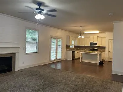 765 Westmoreland Ln — Photo 5
