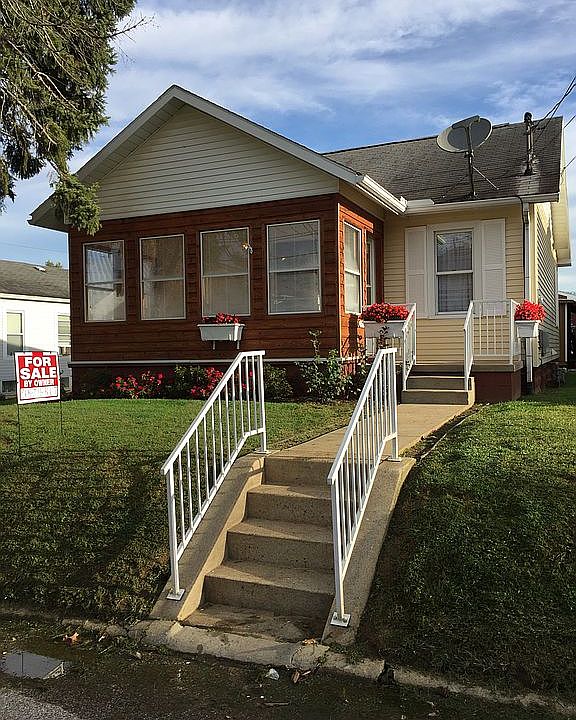 1st image of 1013 27th St