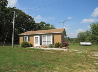 557 E 395th Rd, Dunnegan, MO 65640
