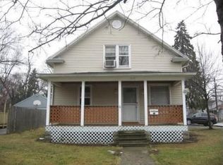 1042 W New York St, Aurora, IL 60506