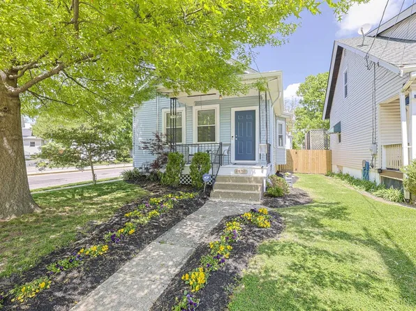 4150 Maple Dr, Cincinnati, OH 45209