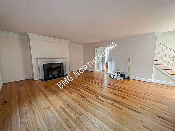 4th image of 1325 N Lynnbrook Dr