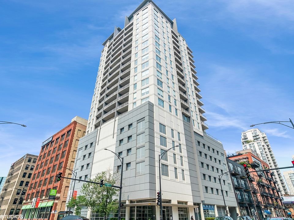 1st image of 330 W Grand Ave APT 1806
