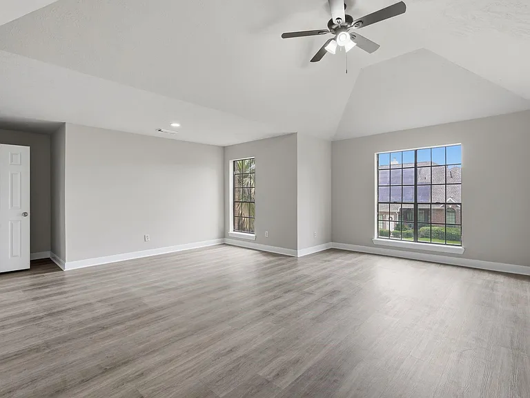 7611 Naremore Dr — Photo 28